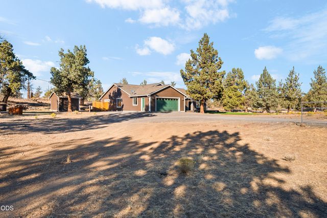 5391 NW Frank Way, Redmond, OR 97756