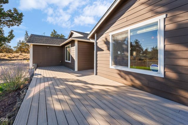 5391 NW Frank Way, Redmond, OR 97756