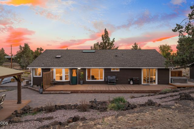 5391 NW Frank Way, Redmond, OR 97756