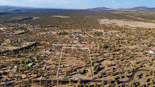 5391 NW Frank Way, Redmond, OR 97756