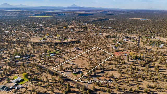 5391 NW Frank Way, Redmond, OR 97756