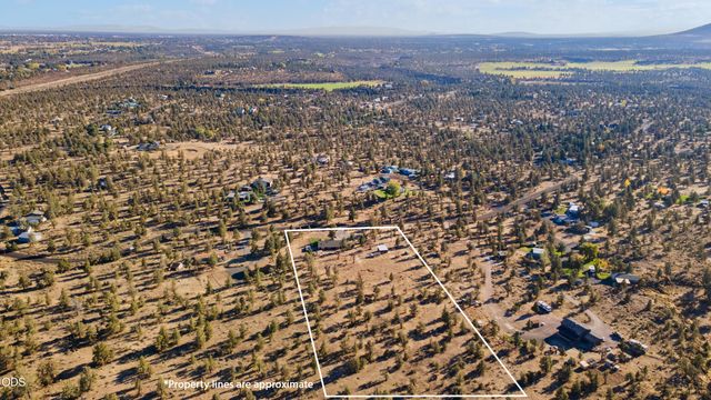 5391 NW Frank Way, Redmond, OR 97756