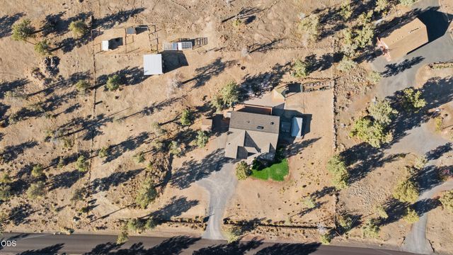 5391 NW Frank Way, Redmond, OR 97756
