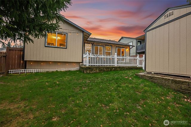 9615 9th St SE, Lake Stevens, WA 98258