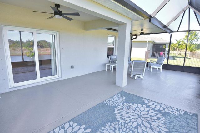 3524 Carriage Pointe Circle, Fort Pierce, FL 34981