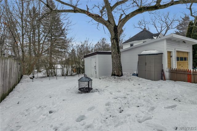 10885 Bodine Road, Clarence, NY 14031