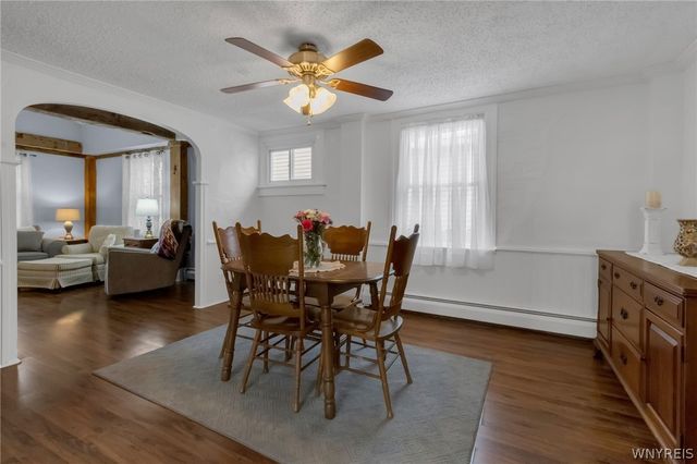 10885 Bodine Road, Clarence, NY 14031