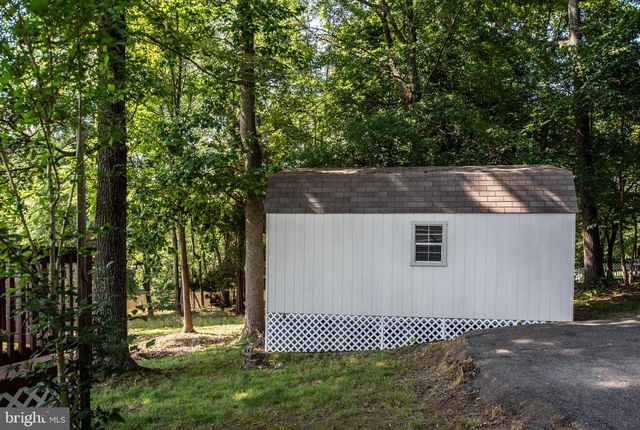 373 LAND OR DR, Ruther Glen, VA 22546