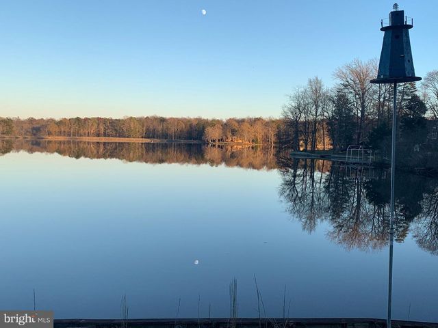 373 LAND OR DR, Ruther Glen, VA 22546