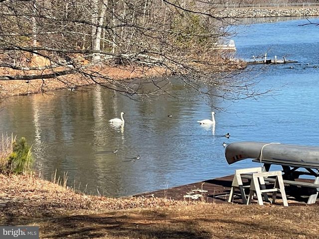 373 LAND OR DR, Ruther Glen, VA 22546