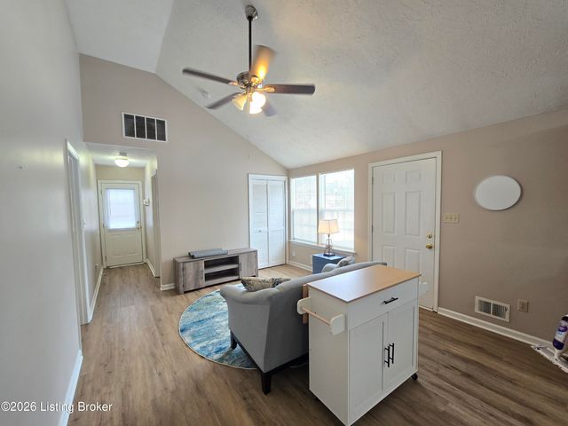 3728 Locust Ave, Louisville, KY 40299