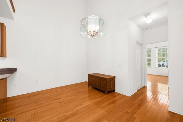22 Samson Dr, Raritan Twp., NJ 08822
