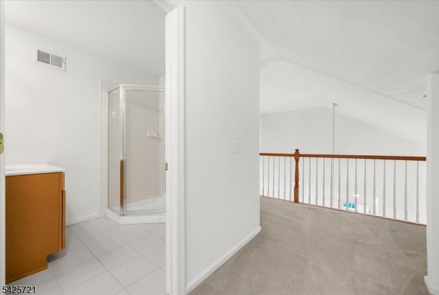 22 Samson Dr, Raritan Twp., NJ 08822