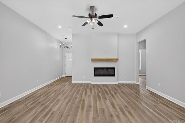 1816 Hidden Creek Drive, Sherwood, AR 72120