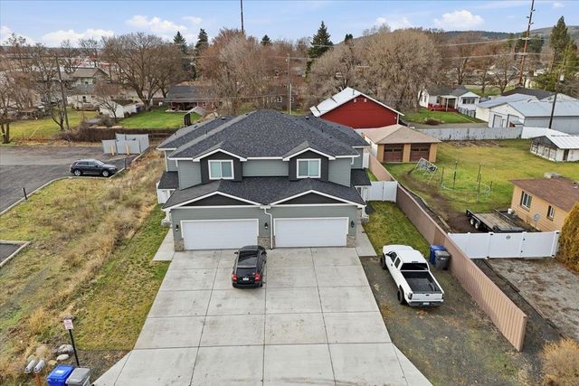 2715 N Boeing Rd Rd, Millwood, WA 99206