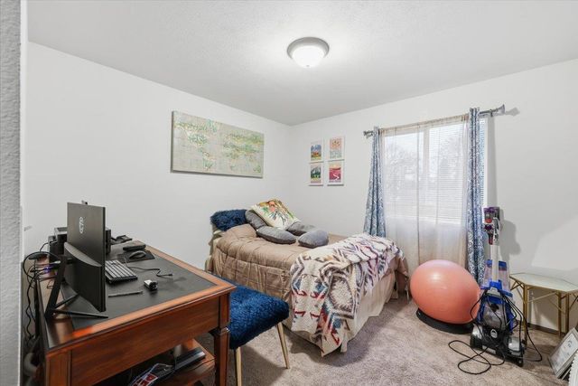 2715 N Boeing Rd Rd, Millwood, WA 99206