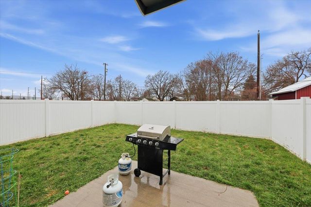 2715 N Boeing Rd Rd, Millwood, WA 99206