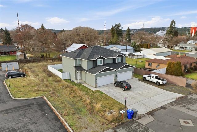 2715 N Boeing Rd Rd, Millwood, WA 99206