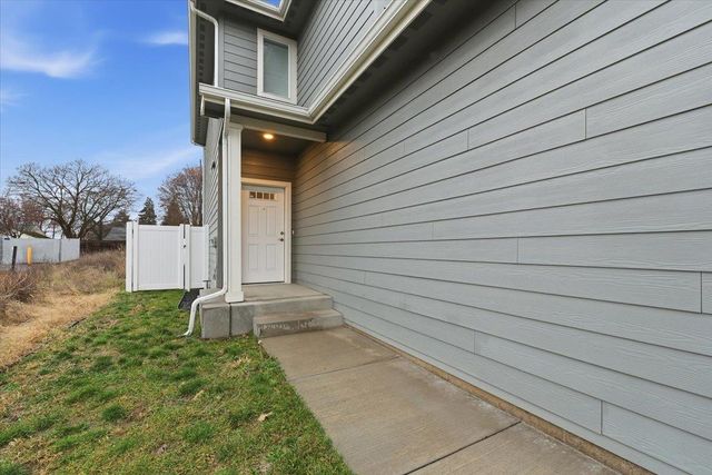 2715 N Boeing Rd Rd, Millwood, WA 99206