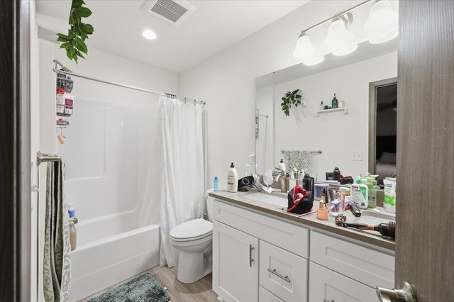 2715 N Boeing Rd Rd, Millwood, WA 99206