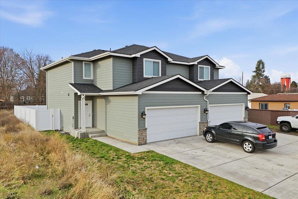 2715 N Boeing Rd Rd, Millwood, WA 99206