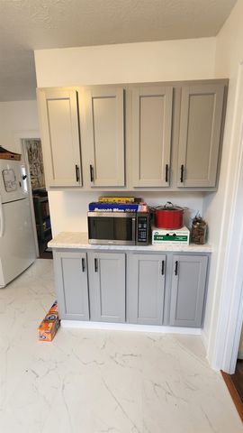 1220 Spring Valley Drive, Huntington, WV 25701