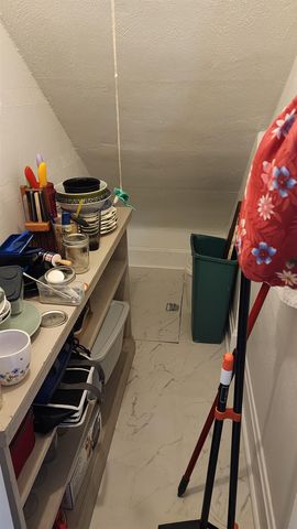 1220 Spring Valley Drive, Huntington, WV 25701