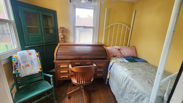 1220 Spring Valley Drive, Huntington, WV 25701