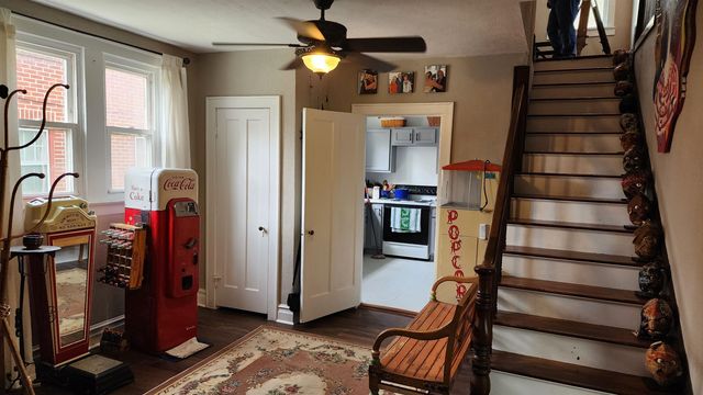 1220 Spring Valley Drive, Huntington, WV 25701