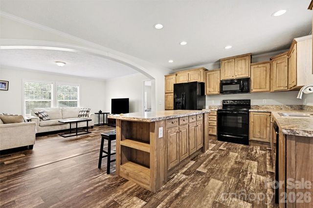 6442 Dysartsville Road, Morganton, NC 28655