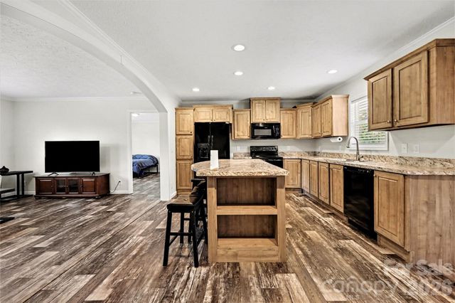 6442 Dysartsville Road, Morganton, NC 28655