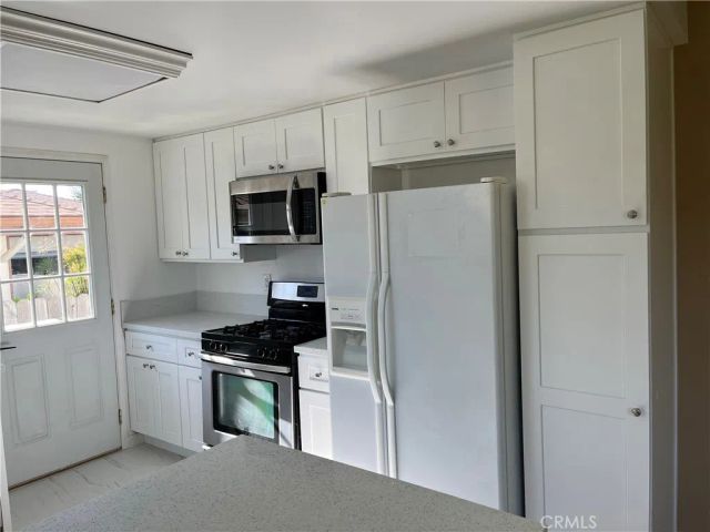9352 MOKIHANA Drive, Huntington Beach, CA 92646