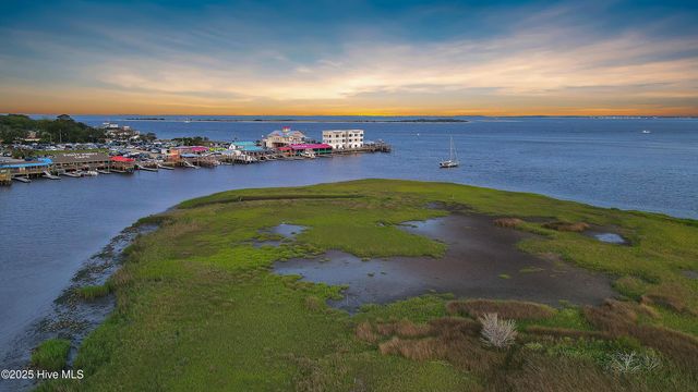 255 Sand Dollar Lane 29, Southport, NC 28461