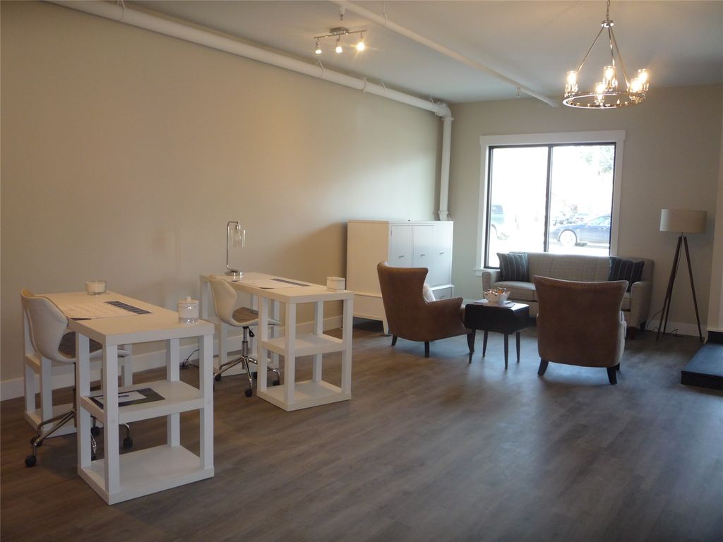 638 Nucleus Avenue 101, Columbia Falls, MT 59912 photo 6