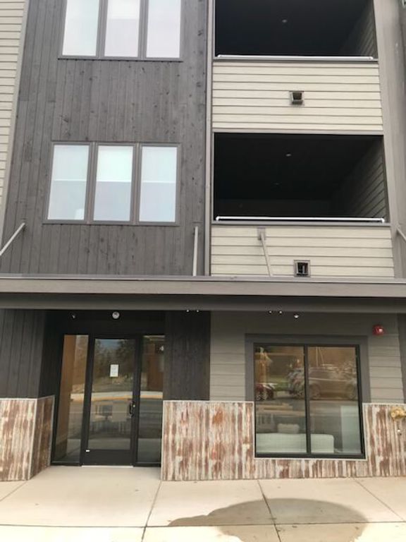 638 Nucleus Avenue 101, Columbia Falls, MT 59912 photo 9