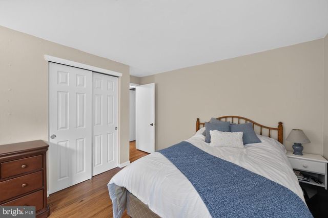 37 N LONGPOINT LN, Rose Valley, PA 19063