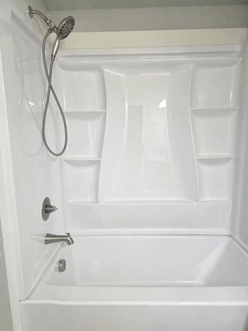 633 E Archwood Drive UNIT 70, Eagle Point, OR 97524