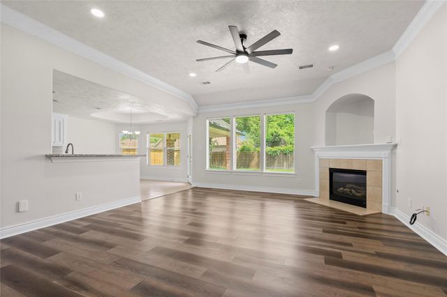 12222 Walden Road, Montgomery, TX 77356