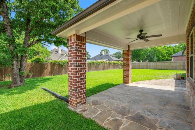 12222 Walden Road, Montgomery, TX 77356