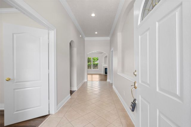 12222 Walden Road, Montgomery, TX 77356
