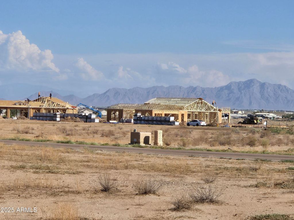 9263 W LIMESTONE MOUNTAIN Drive, Casa Grande, AZ 85194