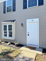 16 CHINABERRY LN, Indian Head, MD 20640