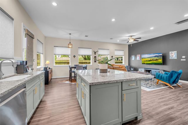 6708 Arapahoe Street, Houston, TX 77020