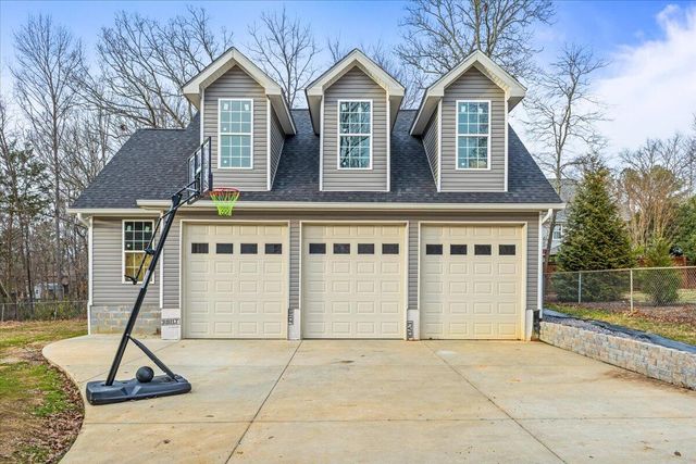 1804 Honeysuckle Trail, Fort Oglethorpe, GA 30742