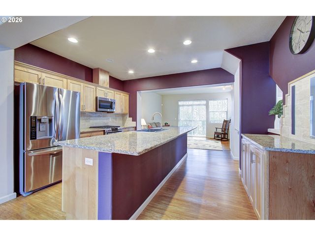 10521 Ne CEDAR FALLS Loop, Hillsboro, OR 97006