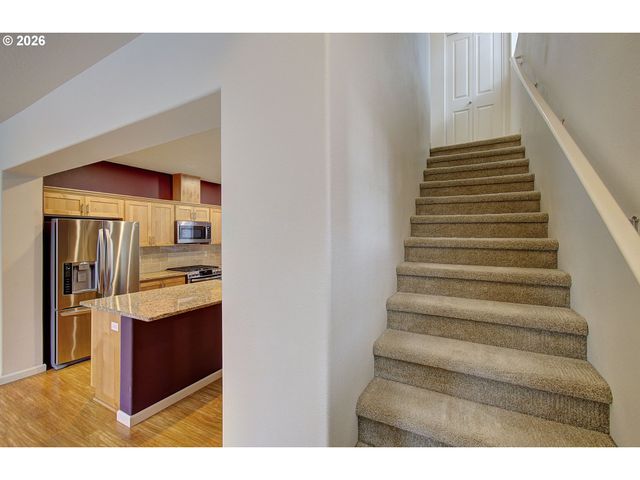 10521 Ne CEDAR FALLS Loop, Hillsboro, OR 97006