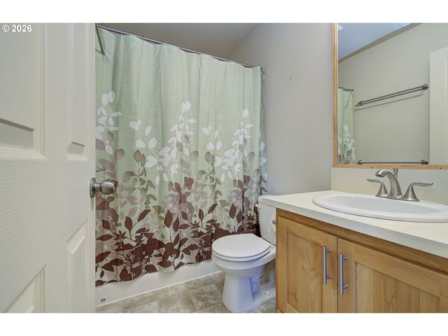 10521 Ne CEDAR FALLS Loop, Hillsboro, OR 97006