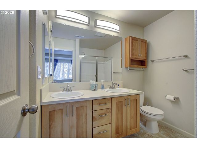 10521 Ne CEDAR FALLS Loop, Hillsboro, OR 97006