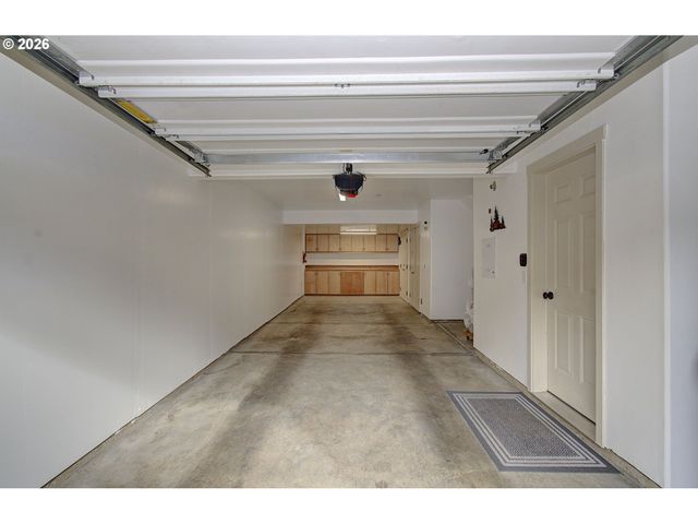 10521 Ne CEDAR FALLS Loop, Hillsboro, OR 97006