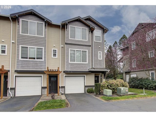 10521 Ne CEDAR FALLS Loop, Hillsboro, OR 97006